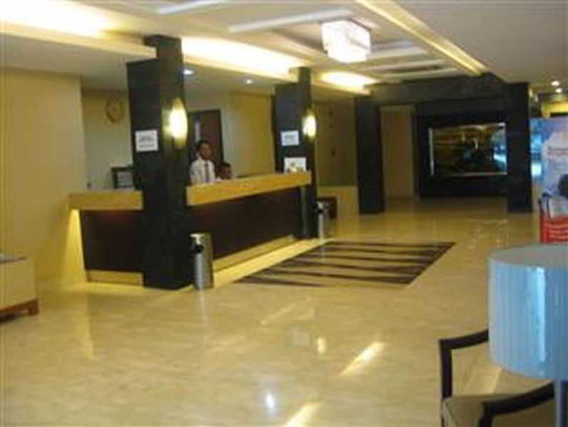 Rota International Hotel Yakarta Exterior foto